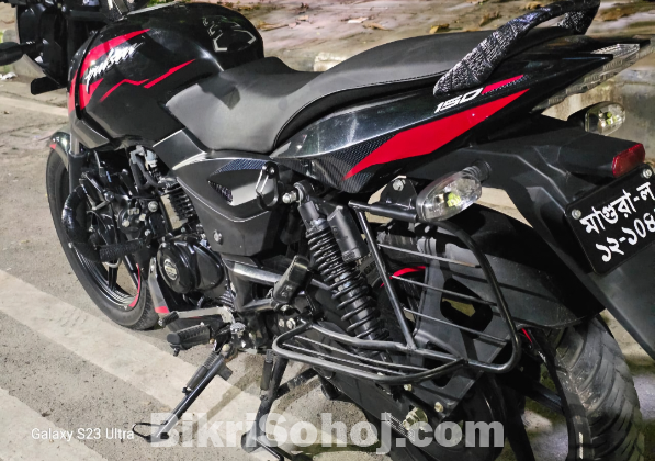 Pulsar 150r SD (2025)